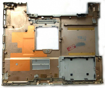 Нижняя часть корпуса (поддон) ноутбука Samsung NP-X20K002/SER, BA81-00737A